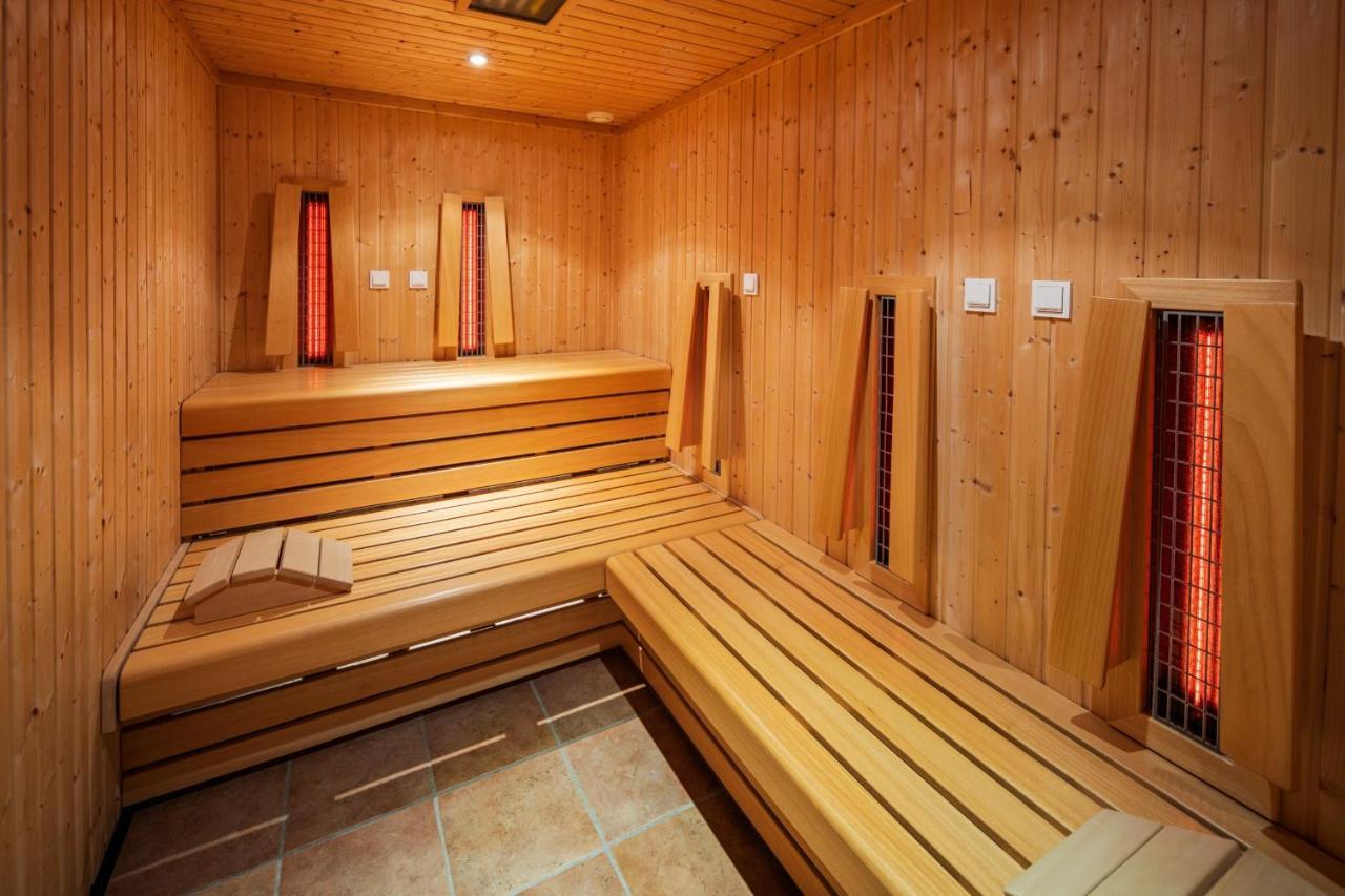 Hotel Preishof Kirchham Luaran gambar